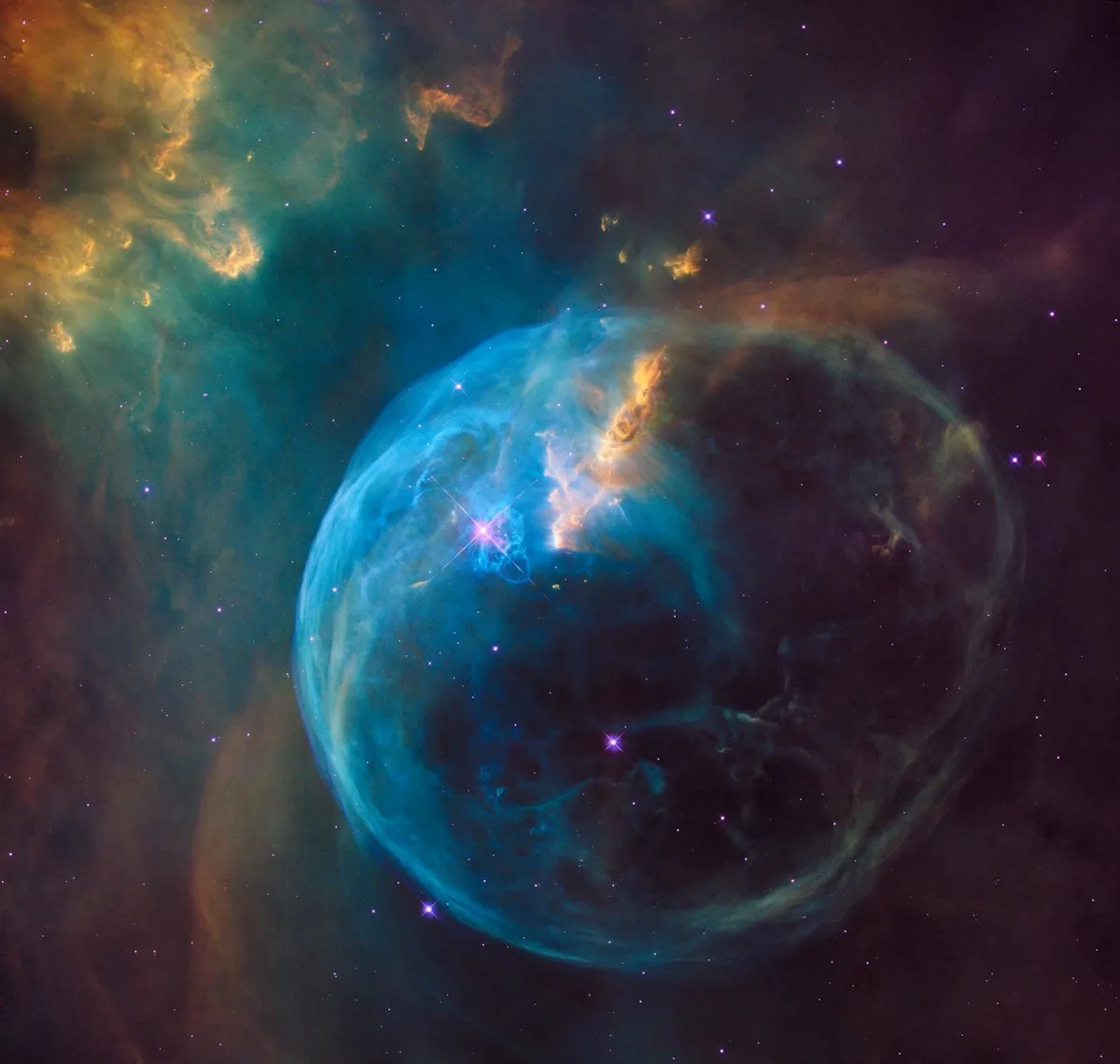 Cosmic network of golden light